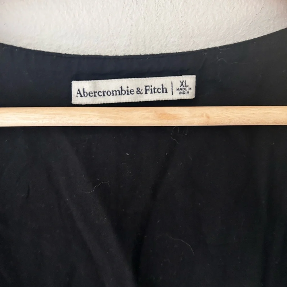 🖤 Abercrombie & Fitch Linen-Blend Crop Top – Size XL - Picture 3 of 5